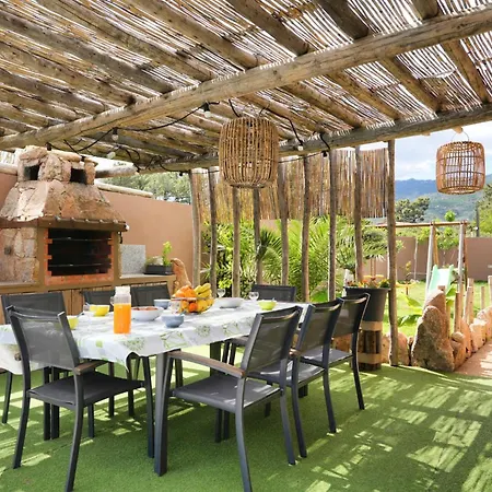 Villa 8 Personnes Avec Piscine - Lecci