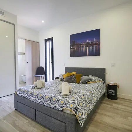 8 Personnes Avec Piscine -