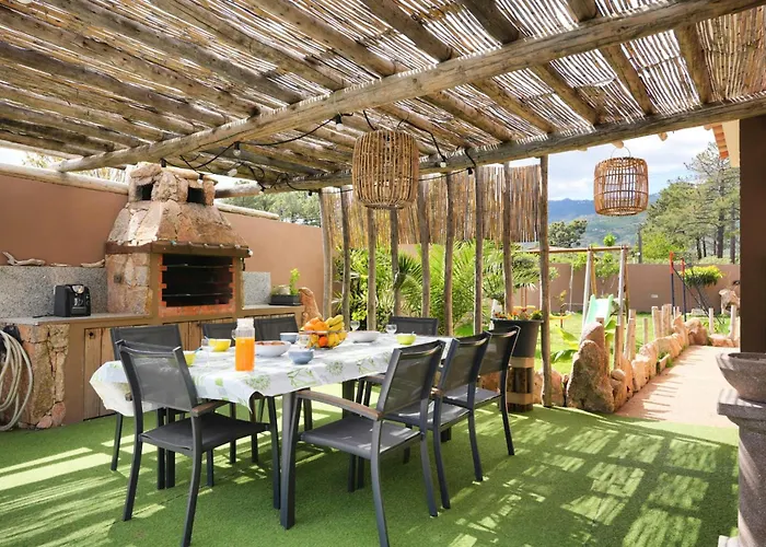 Villa 8 Personnes Avec Piscine - Lecci